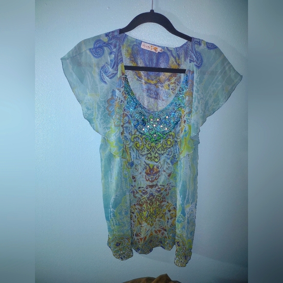 Women Unity World Wear Blouse - Picture 1 of 5